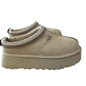 UGG Women's Tazz Slip-On Platform Mule Slippers  Size 9 Mustard Seed Color
